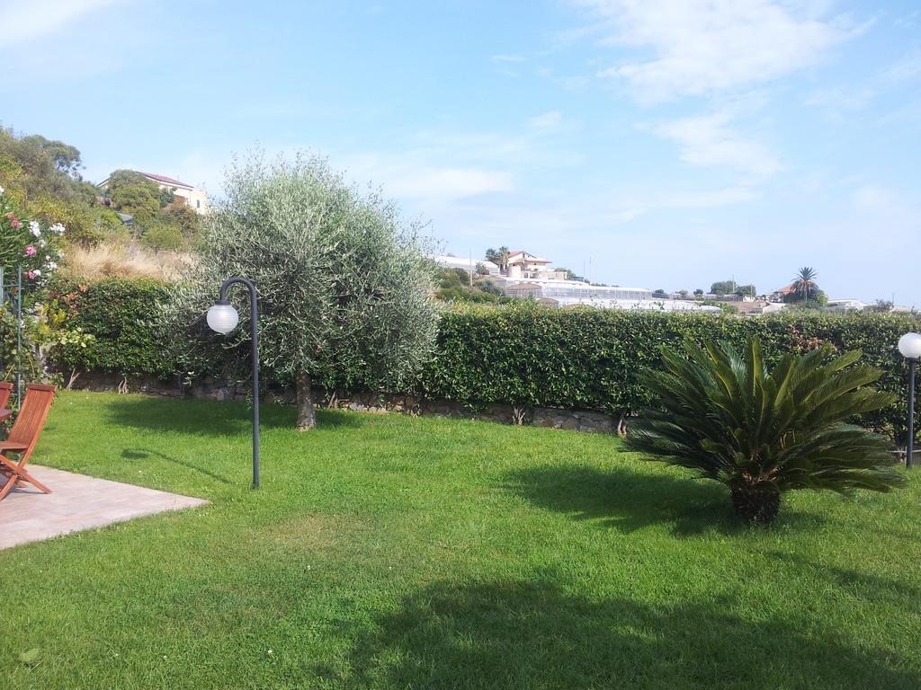B&B Ariadamare Sanremo Exteriör bild